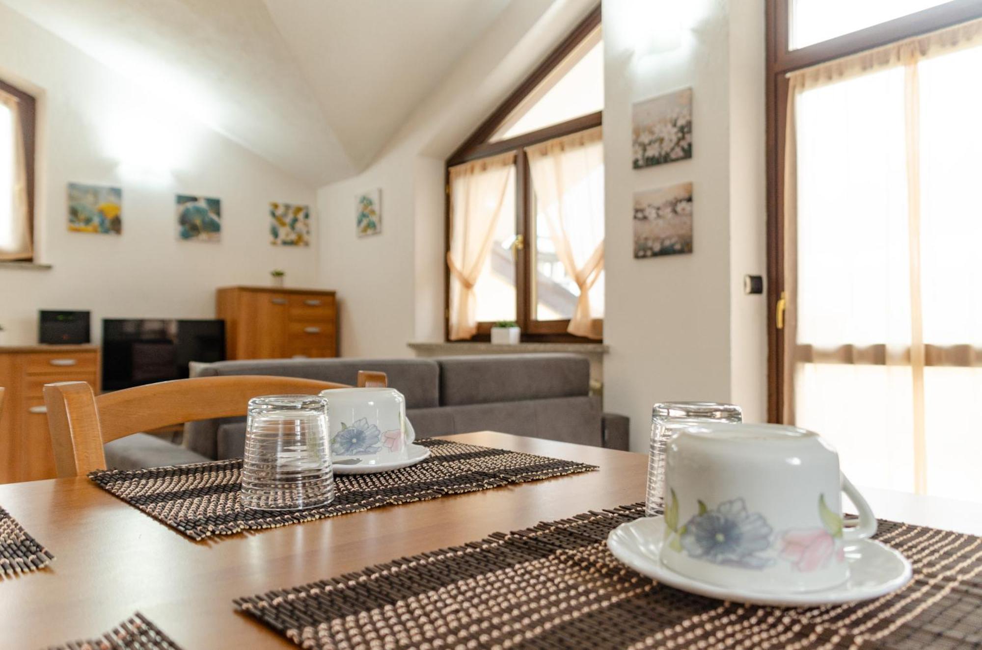 Sarre Skyline Apartment - Relax In Valle D'Aosta Buitenkant foto